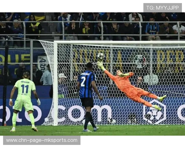 AC米兰门将训练：脚下传球的稳定性成为检验标准